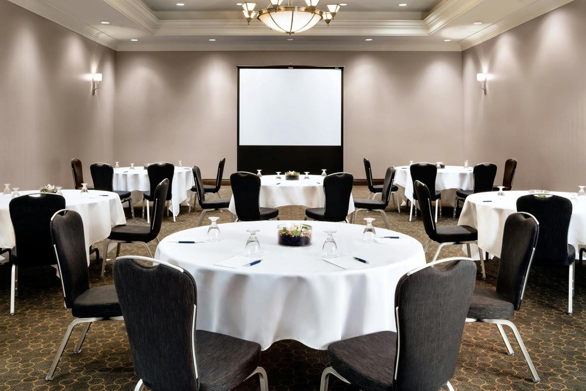 Sheraton Toronto Airport Hotel & Conference Centre Ngoại thất bức ảnh