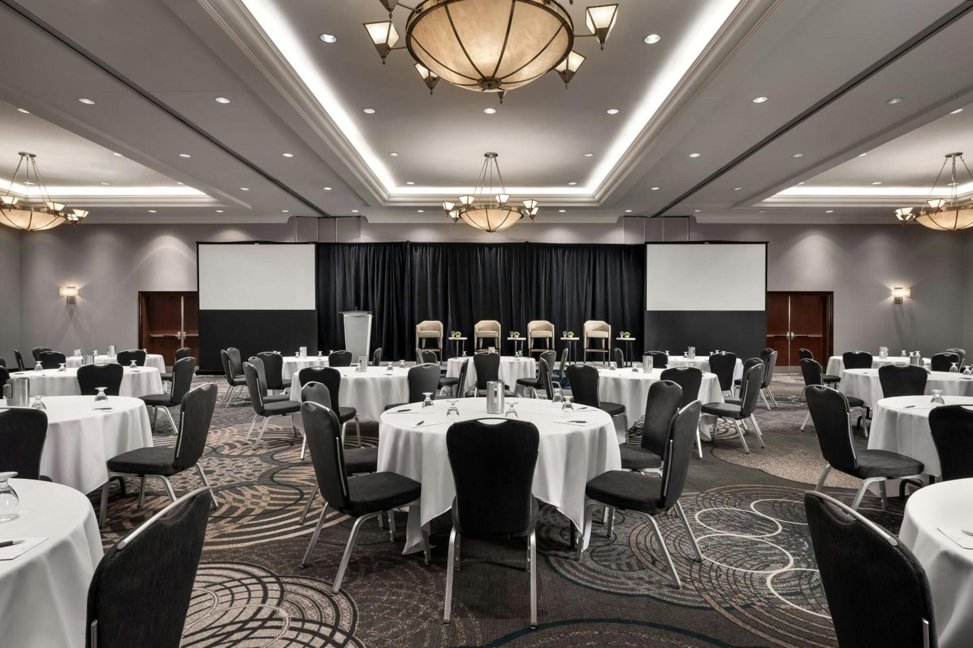 Sheraton Toronto Airport Hotel & Conference Centre Ngoại thất bức ảnh